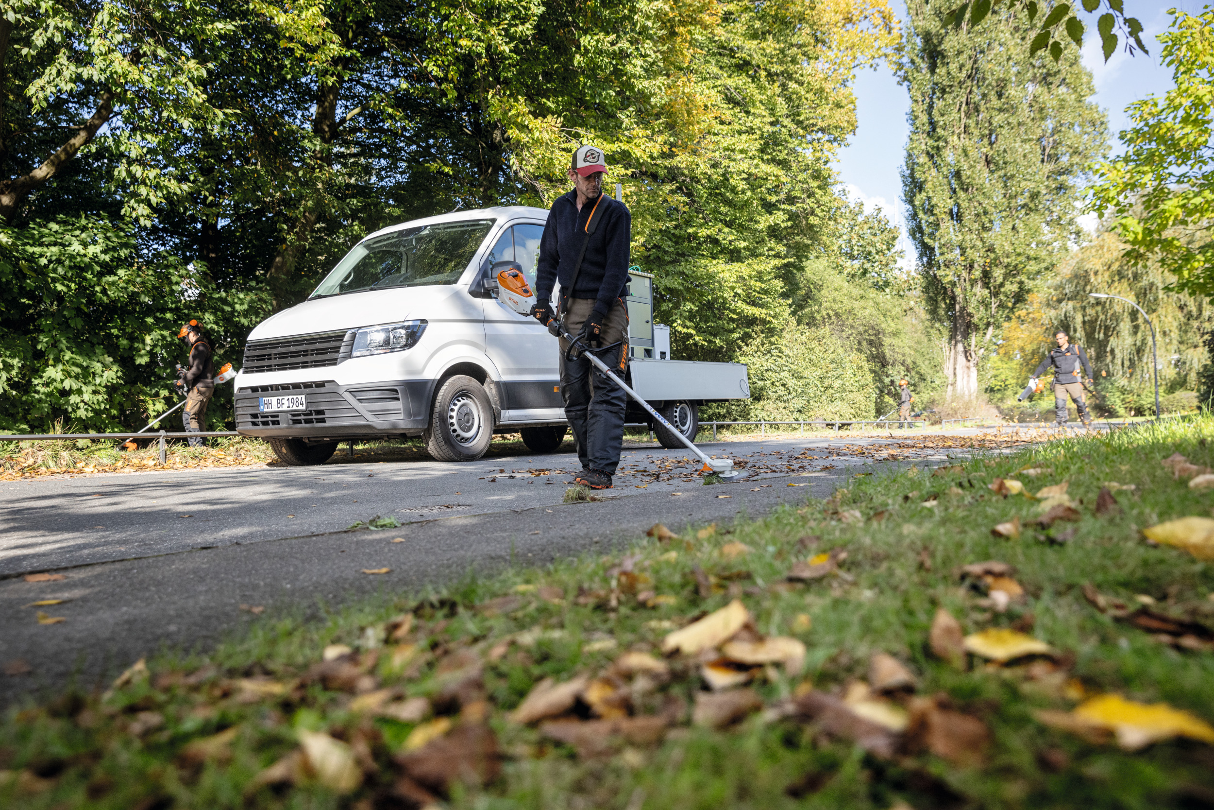 STIHL Akku-Kombimotor KMA 80 R, ohne Akku und Ladegerät