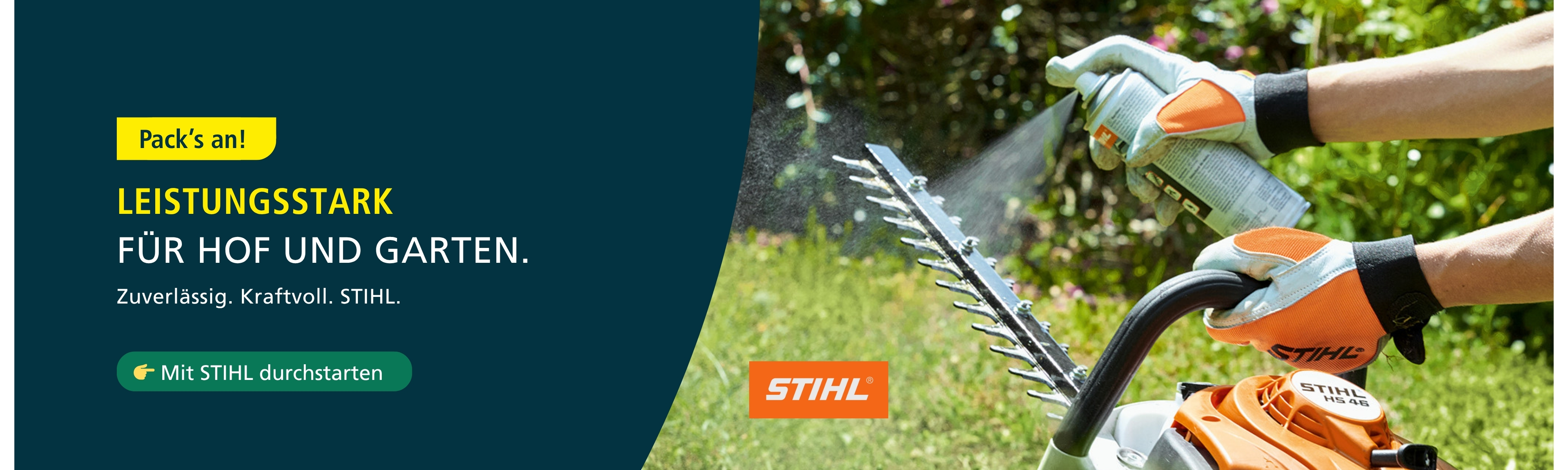 Banner mit einer STIHL-Heckenschere, die mit einem Pflegespray besprüht wird – Werbung für Produkte aus der Kategorie Hof und Garten.
